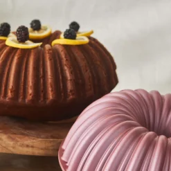 Best Cake Pro Aluminium Cast Decorative Bundt Cake Tin, 25.5cm, Pink Cake Tins