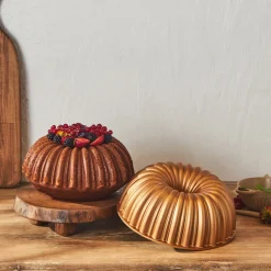 Outlet Cake Pro Aluminium Cast Decorative Bundt Cake Tin, 25.5cm, Cake Tins