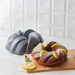 Cake Pro Aluminium Cast Decorative Bundt Cake Tin, 26cm, Anthracite Cake Tins