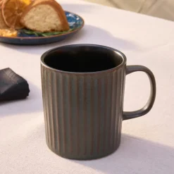 Hot Cervantes Stoneware Mug, 380ml, Green Mugs