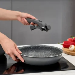 Discount Comfort 6-Piece Induction Non-Stick Detachable Cookware Set, Black Ceramic Cookware