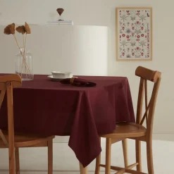 New Home Belle Tablecloth, 140x200cm, Tablecloths
