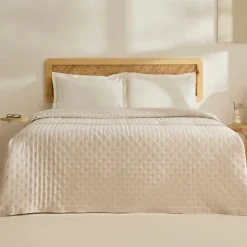 Outlet Home Breezy Bedspread, Single, Beige Bedspreads