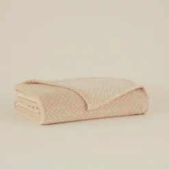 Online Leaves Wellsoft Blanket, 130x150cm, Ecru Throws & Blankets