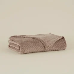 Clearance Leaves Wellsoft Blanket, Single, 150x200cm, Stone Throws & Blankets