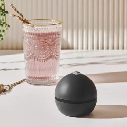 Online Moon Ice Cube Tray, Black Kitchen Utensils