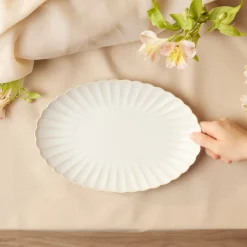 Clearance New Daisy Oval Stoneware Serving Platter, 30cm, White Serving Platters