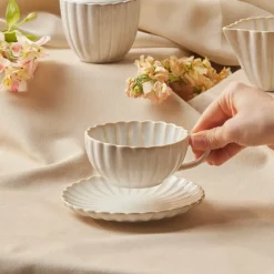 Hot New Daisy Stoneware Glass Tea Cup and Saucer, 250ml, White Tea Set