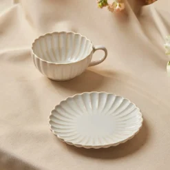 Hot New Daisy Stoneware Glass Tea Cup and Saucer, 250ml, White Tea Set