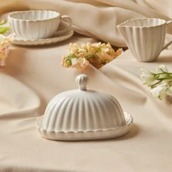 Hot New Daisy Stoneware Butter Dish, 18,5cm, White Bowls