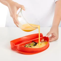 Outlet Lèkuè Omelette Cooker, 10cmx23cmx3.5cm, Red Microwave Dishes & Bowls|Cake Tins