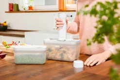 Online Zwilling Vacuum Pump with Chopper Cap, Storage Containers